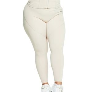 ILUS Confidence Nude Leggings